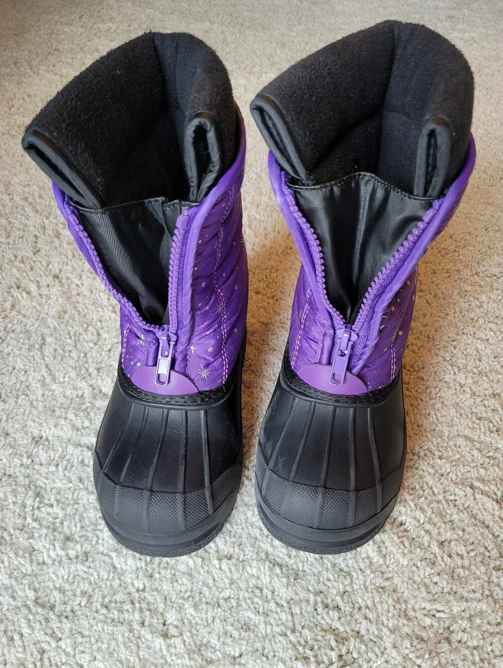 Dream Pairs Kids Purple and Black Snow Boots with Star Print  12